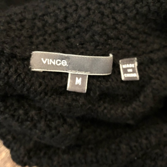 Vince. Cable Knit Black  Sweater Size M - Picture 7 of 7